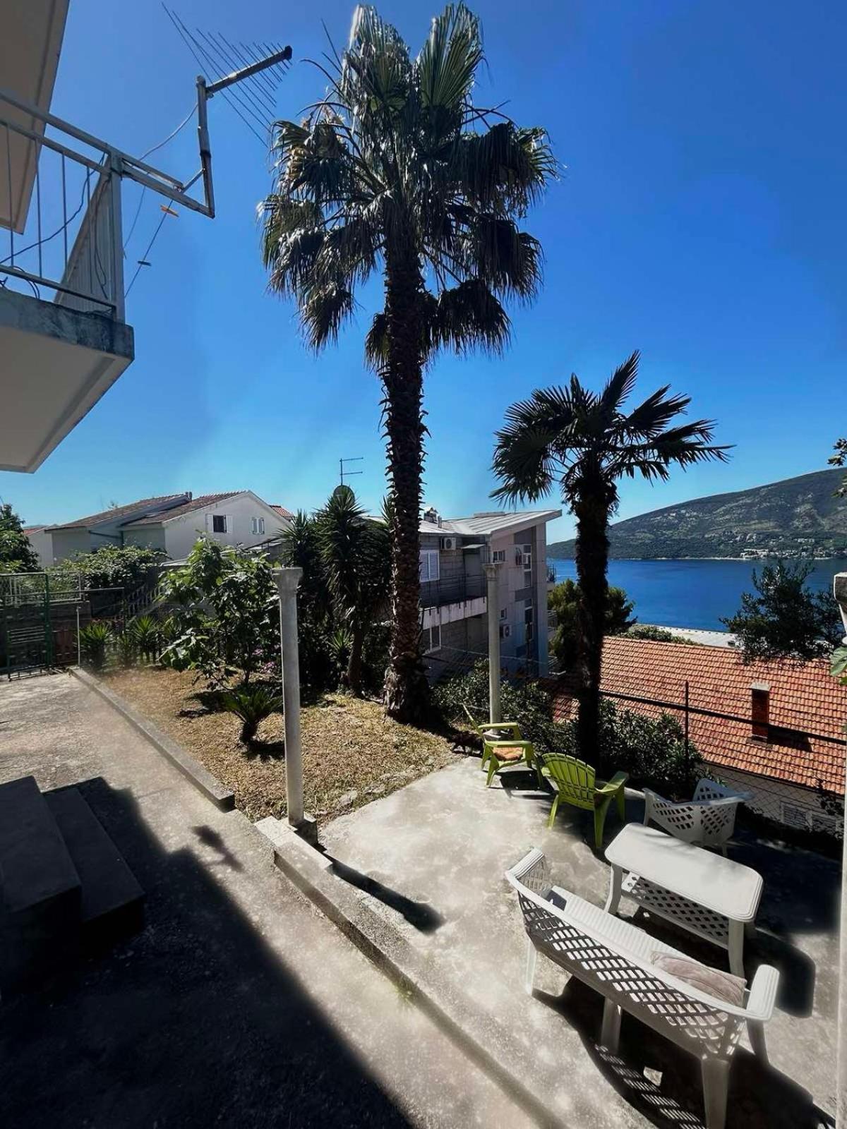 Apartments Maya Herceg Novi Luaran gambar